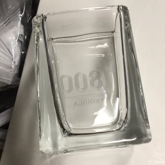 1800 Tequila Square shot glass - Picture 4 of 5
